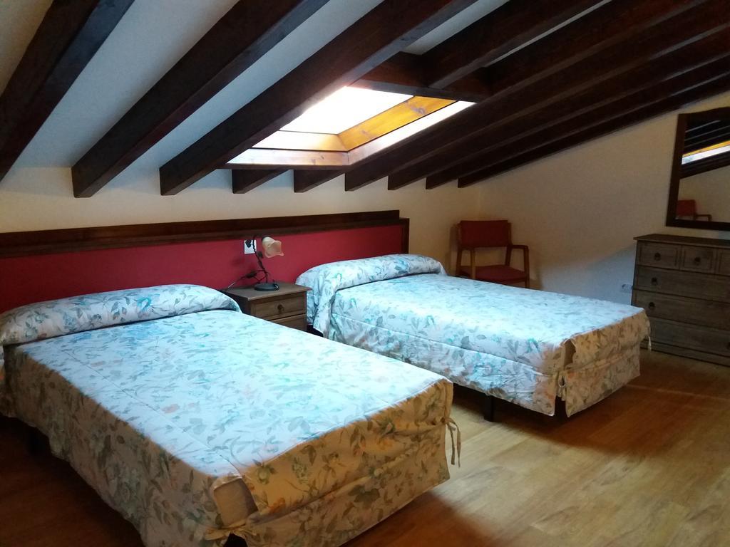 Apartamentos Llave De Santillana Santillana del Mar Eksteriør bilde
