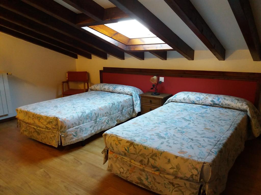 Apartamentos Llave De Santillana Santillana del Mar Eksteriør bilde
